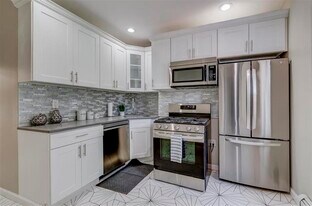 702 John F. Kennedy Blvd in Bayonne, NJ - Building Photo