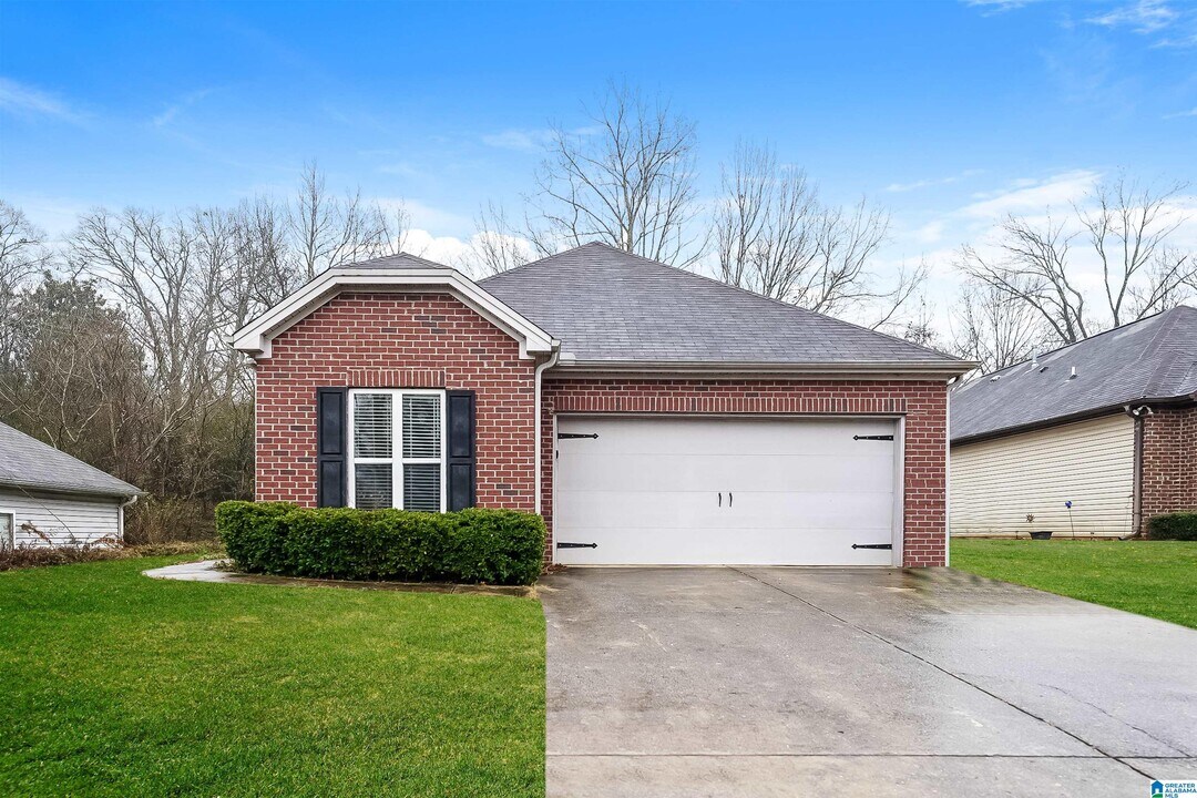 12969 Woodland Park Cir in Mc Calla, AL - Building Photo