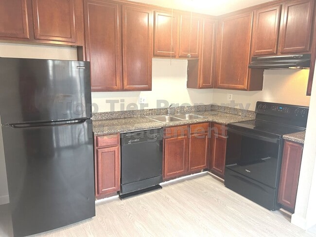 10235 Madrid Way in Spring Valley, CA - Building Photo - Building Photo