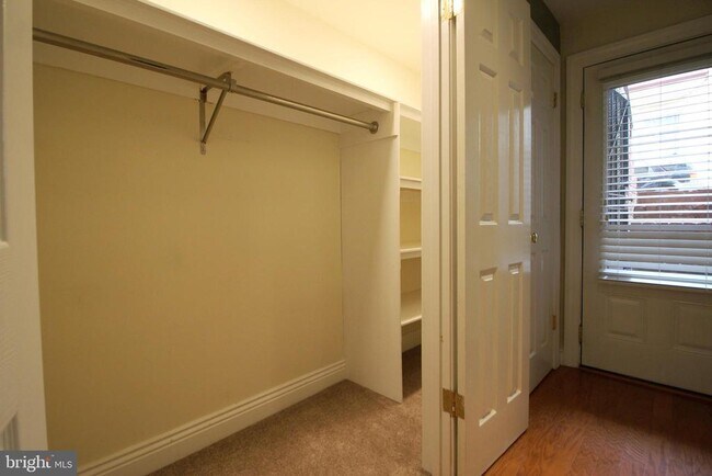 1809 Riggs Pl NW, Unit 1 in Washington, DC - Building Photo - Building Photo