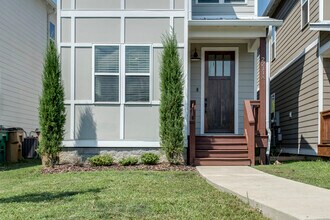 2211 11th Ave N in Nashville, TN - Foto de edificio - Building Photo