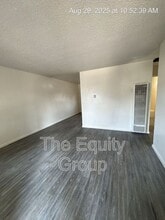 149 N Castle Rock St in Woodlake, CA - Building Photo - Building Photo
