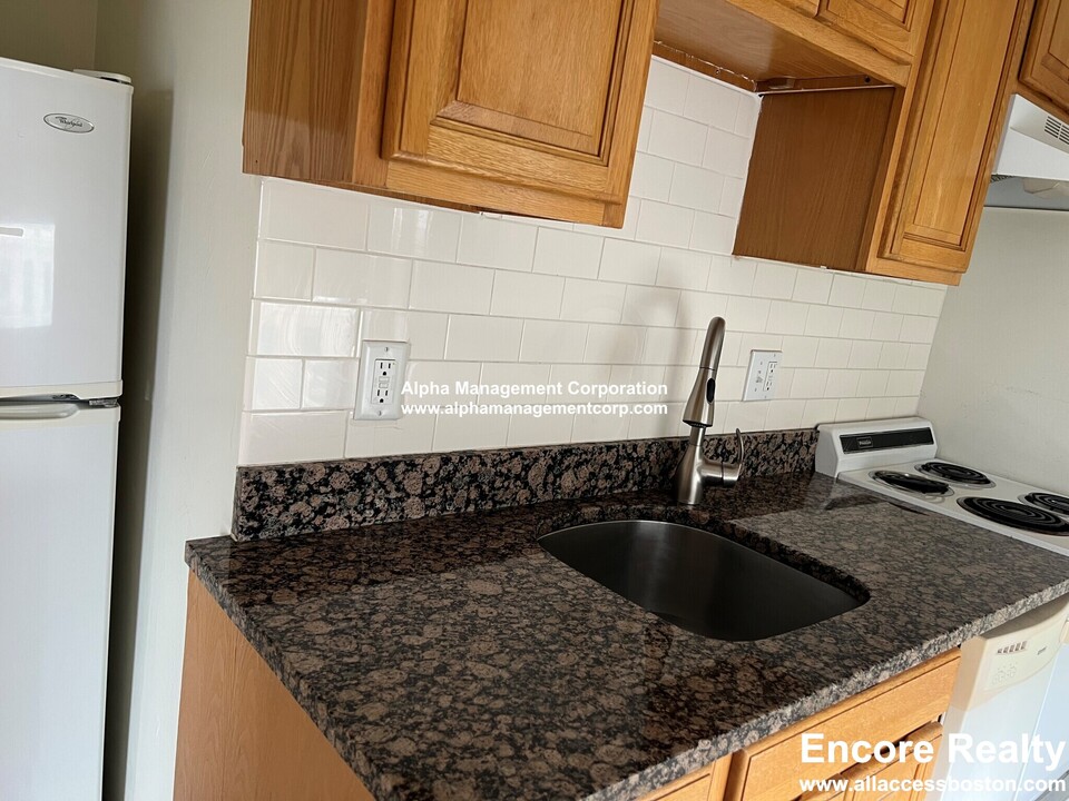 299 Huntington Ave in Boston, MA - Building Photo