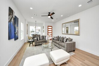 8815 Edgar St in Houston, TX - Building Photo - Building Photo