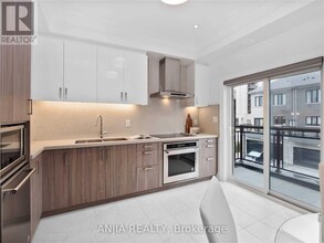 77 Feeney Ln in Markham, ON - Building Photo - Building Photo