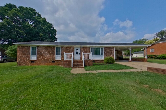 property at 8 Outter Dr
