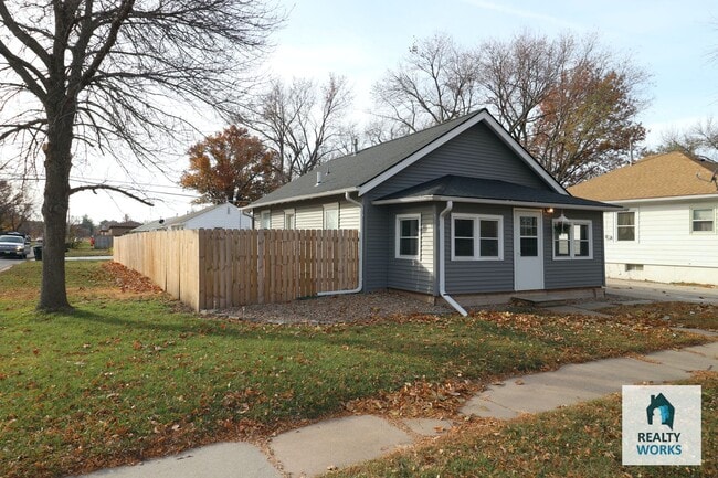 property at 3543 St Paul Ave