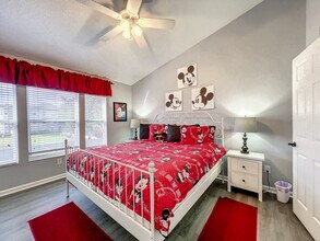 2314 Silver Palm Dr in Kissimmee, FL - Foto de edificio - Building Photo