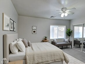 1424 W Central Ave in Coolidge, AZ - Foto de edificio - Building Photo