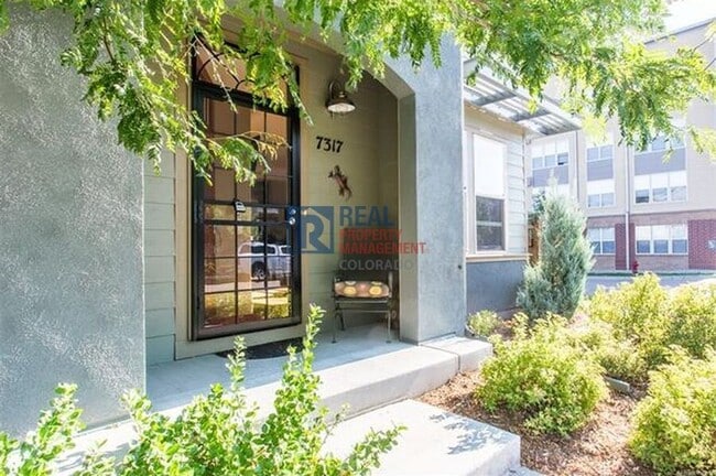7317 W Center Ave in Lakewood, CO - Building Photo - Building Photo