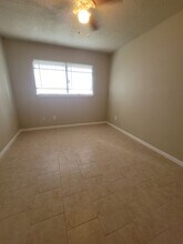 8714 Valley Song Dr in Houston, TX - Building Photo - Building Photo