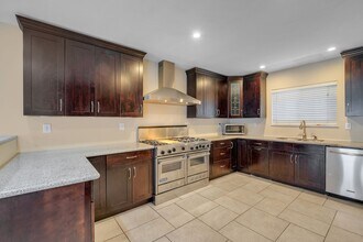 11447 Brainard Ave in Los Angeles, CA - Building Photo - Building Photo