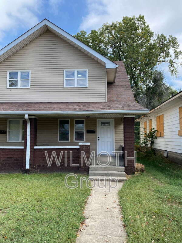 property at 1029 Blaine Ave