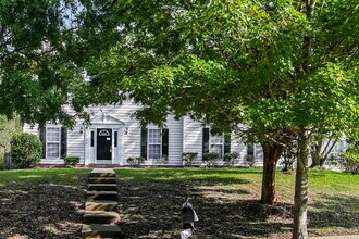 9740 Faires Farm Rd in Charlotte, NC - Building Photo - Building Photo