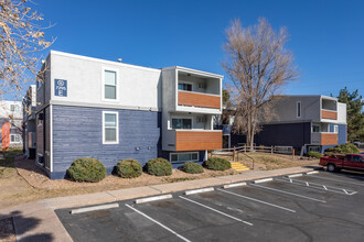 The Hudson at Highline in Denver, CO - Foto de edificio - Building Photo