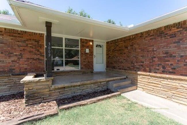 property at 3009 N Vermont Ave