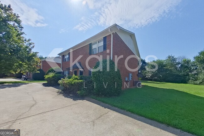 160 Deer Pkwy in Athens, GA - Building Photo - Building Photo