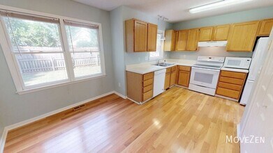 1008 Hawser Ct in Raleigh, NC - Building Photo - Building Photo