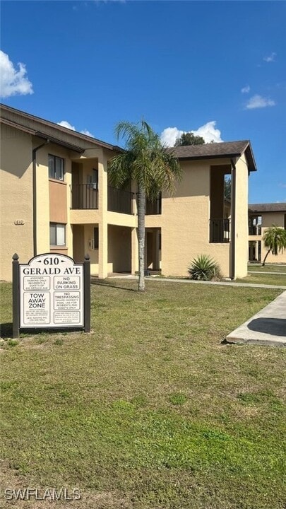 610 Gerald Ave in Lehigh Acres, FL - Building Photo