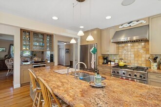 28 Middle Rd in Riverhead, NY - Building Photo - Building Photo