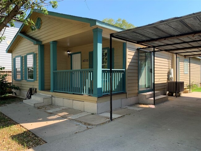 6723 Del Rio St in Houston, TX - Building Photo - Building Photo
