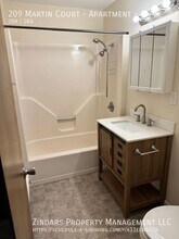 209 Martin Ct in Catlin, IL - Building Photo - Building Photo