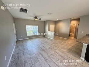 2570 SE Rayburn Ave in Palm Bay, FL - Building Photo - Building Photo