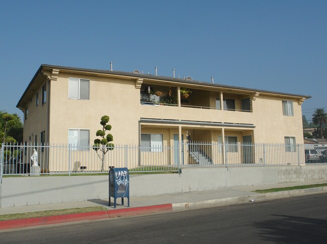 Portner Fourplex in Los Angeles, CA - Building Photo - Building Photo