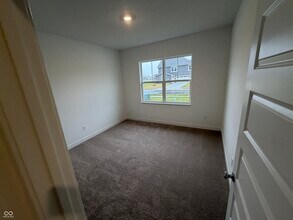 1111 Wessel Ln in Avon, IN - Building Photo - Building Photo