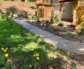 4837 Sandra Ln NE in Bremerton, WA - Building Photo - Building Photo