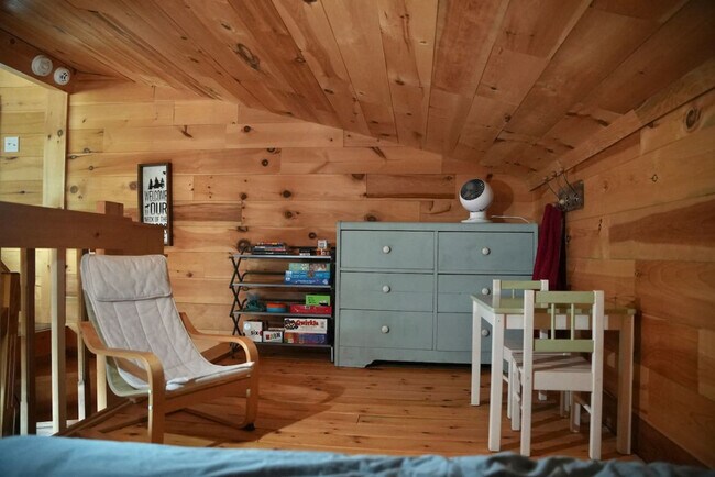 529c Rue Principale in Mansfield-et-Pontefract, QC - Building Photo - Building Photo