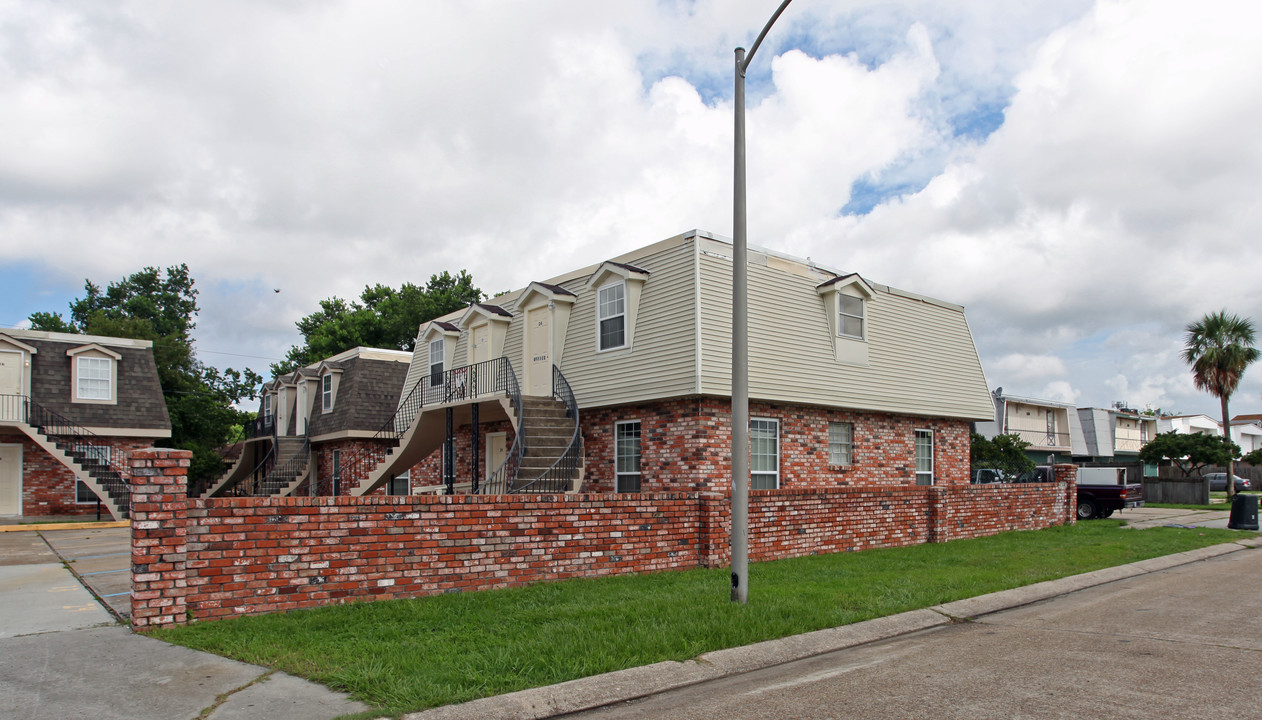 336 Ruby St in Gretna, LA - Foto de edificio