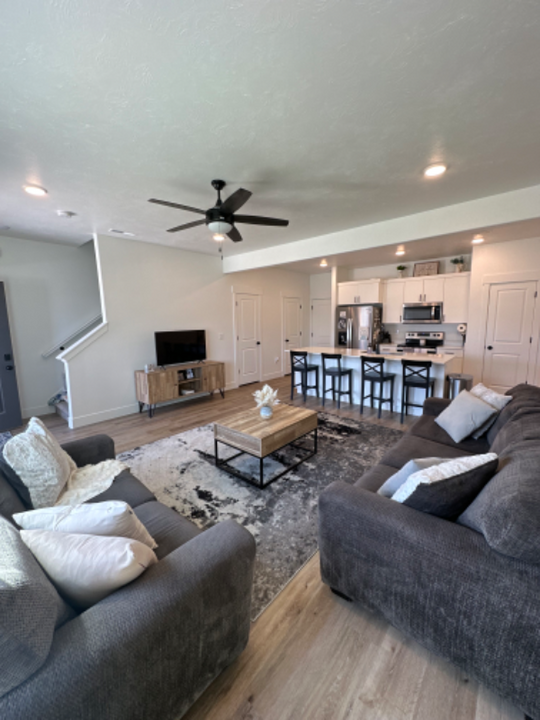 1027 Jaylee Dr in Rigby, ID - Building Photo
