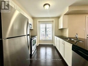 52 Astervale St in Ottawa, ON - Building Photo - Building Photo