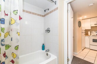 67 Rue Charlotte in Montréal, QC - Building Photo - Building Photo