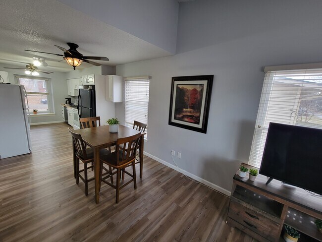 7806 Eby St in Overland Park, KS - Building Photo - Building Photo