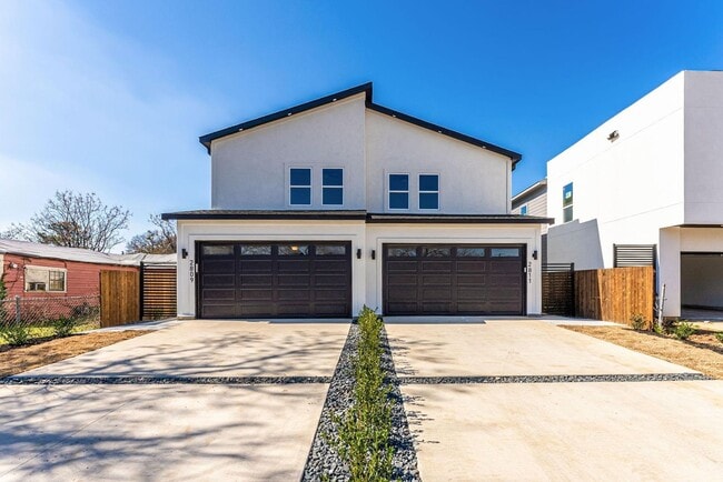 2811 Harston St in Dallas, TX - Building Photo - Building Photo