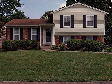 property at 2907 Melrose Dr