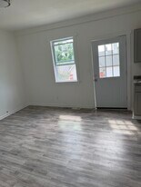 1800 Grandview Ave, Unit 1800 Grandview ave apt 3 in McKeesport, PA - Building Photo