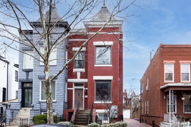 property at 12 Randolph Pl NW