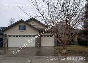 2493 Applegate Ave in Clovis, CA - Building Photo