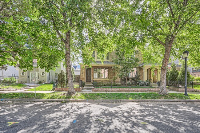 247 S Garfield St in Denver, CO - Building Photo - Building Photo