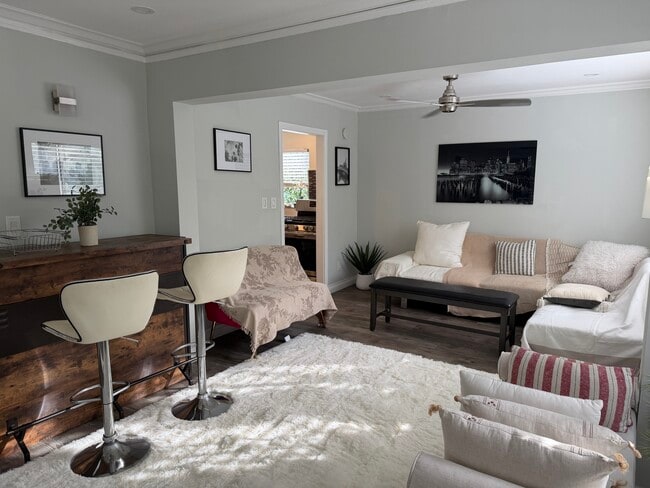 1200 Tamarind Ave in Los Angeles, CA - Building Photo - Building Photo