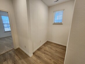 634 Redwood Way in Mansfield, TX - Foto de edificio - Building Photo