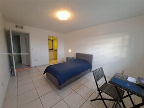 7150 Indian Creek Dr in Miami, FL - Building Photo - Building Photo