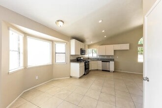 1267 W Wildflower St in Rialto, CA - Building Photo - Building Photo