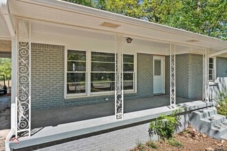 1307 Ash Ln in Kilgore, TX - Foto de edificio - Building Photo