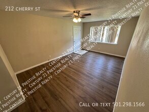 212 Cherry St in Jacksonville, AR - Building Photo - Building Photo