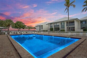 175 SE Saint Lucie Blvd, Unit Pier Point #A106 in Stuart, FL - Building Photo - Building Photo