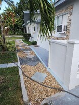 4795 NW 42nd St in Lauderdale Lakes, FL - Building Photo